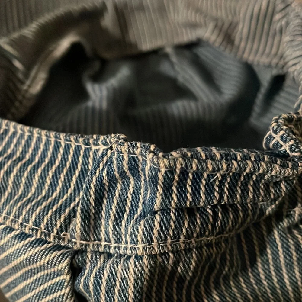 OshKosh B'gosh vintage youth/kids striped denim & white railroad conduct…